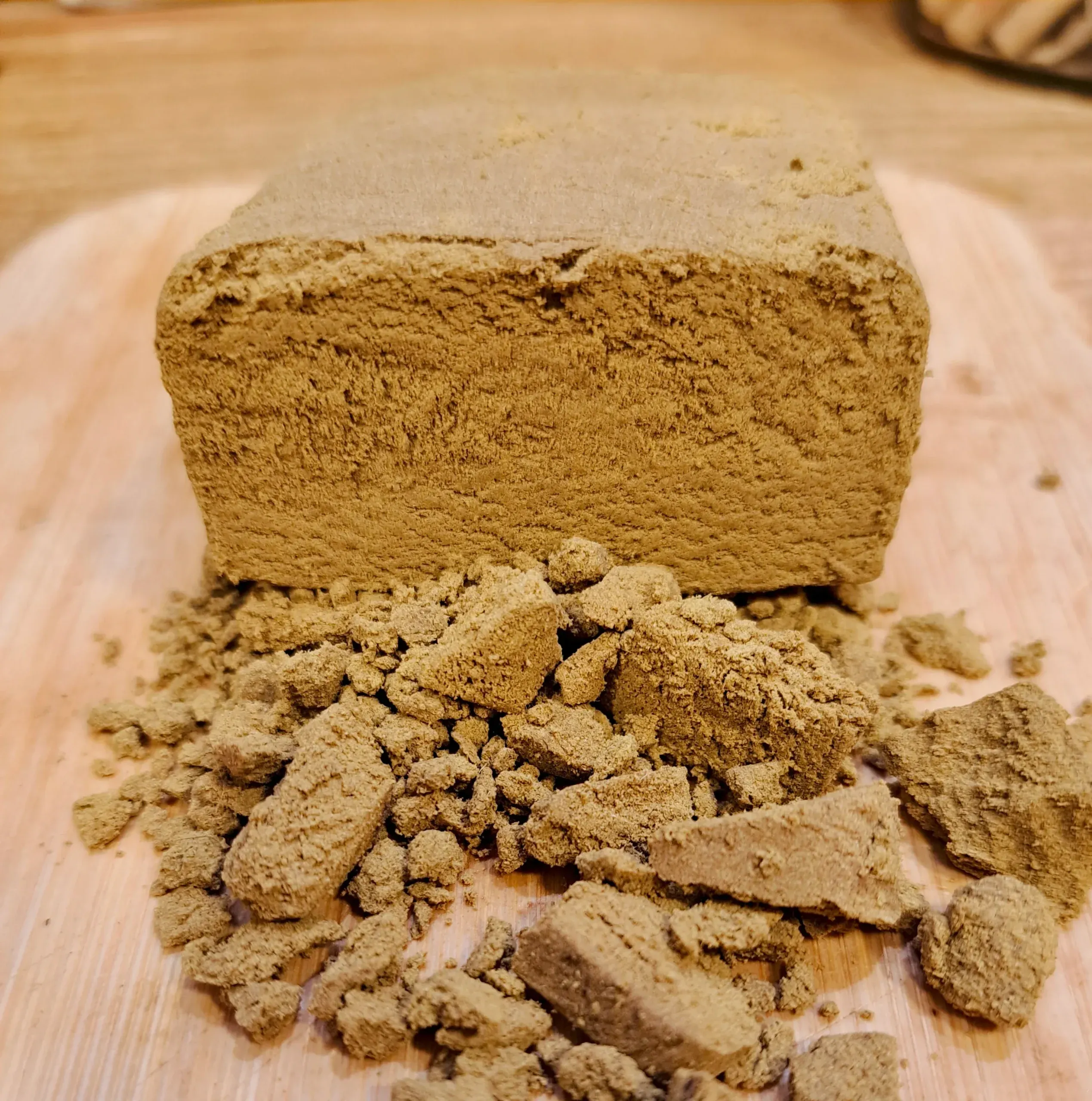 hash pollen – premium quality, potent aroma & authentic texture in the uk hash pollen – premium quality, potent aroma & authentic texture in the uk